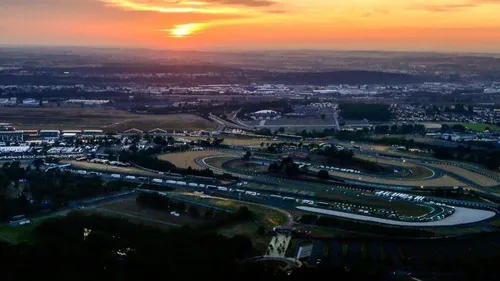 Circuit des 24 Heures : plus d'un millier de postes à pourvoir